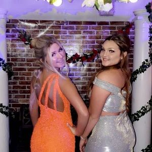 COPY - Sherri hill dress size 00 no alterations